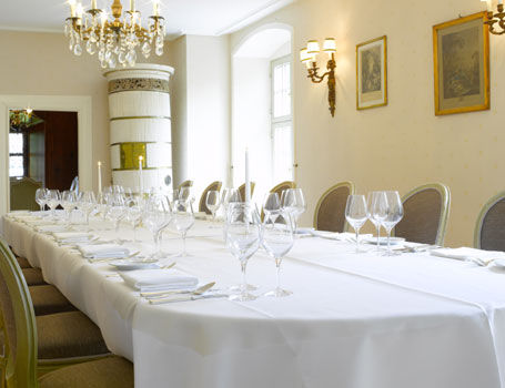 Hotel Castle Garden Binningen Restaurant bilde
